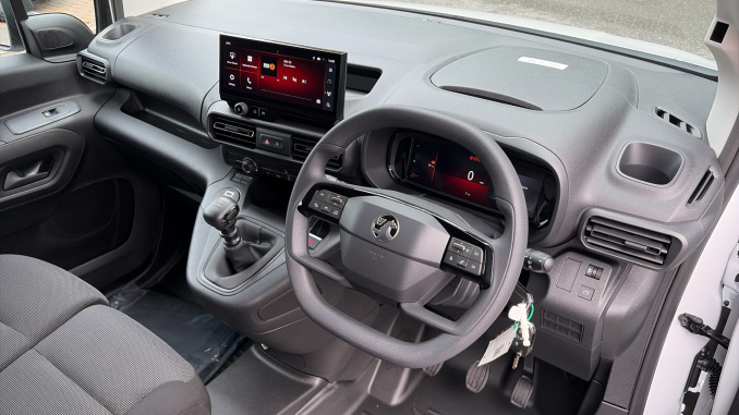 Vauxhall Combo Cargo Combo Diesel 1.5 Turbo D 100ps Prime Plus H1 Van - Image 16